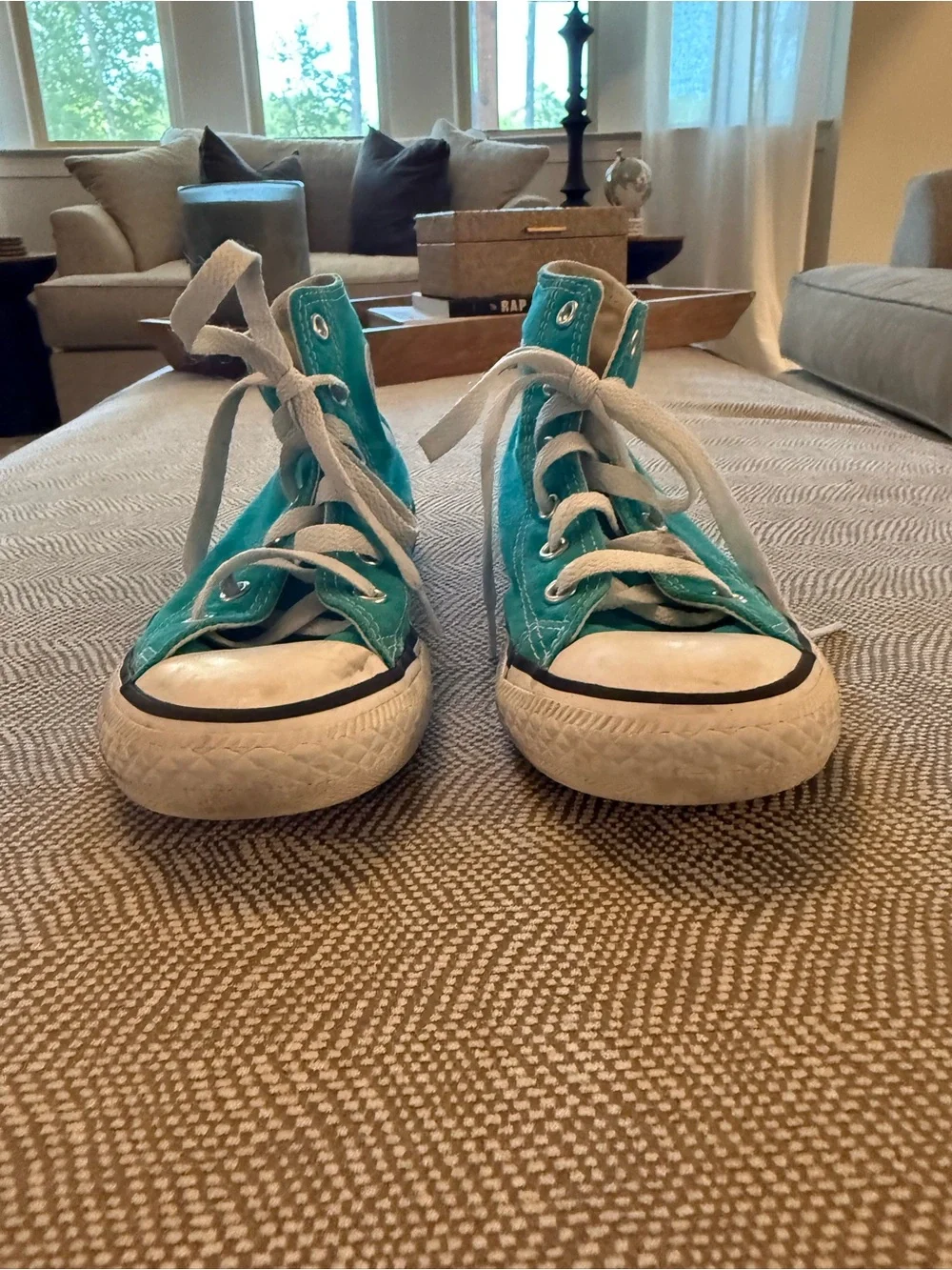 Used kids converse - size 1